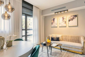 Wow Stylish 2 BR apartment